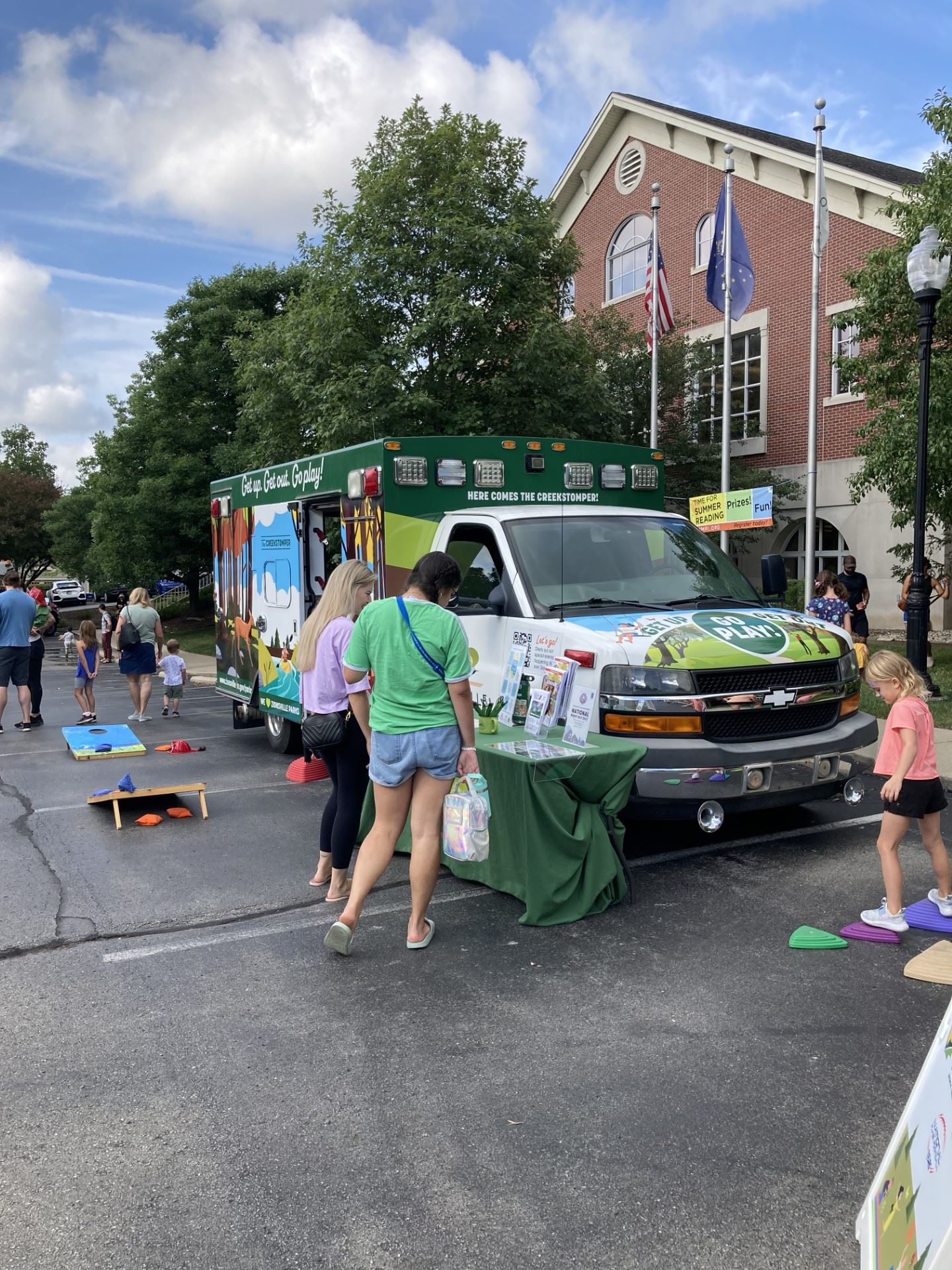 creekstomper touch a truck